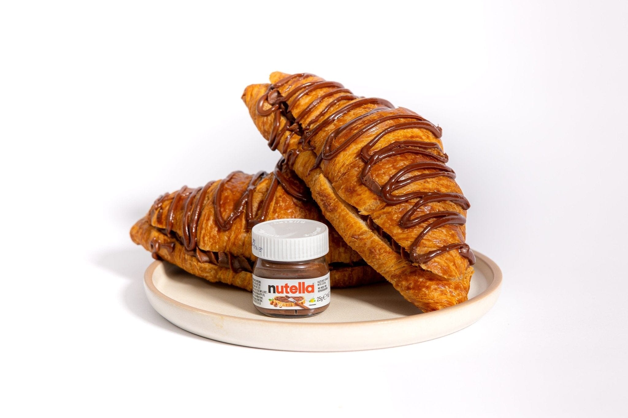 http://ipantry.com.au/cdn/shop/products/nutella-croissant-3pk-fig-303133.jpg?v=1675381210