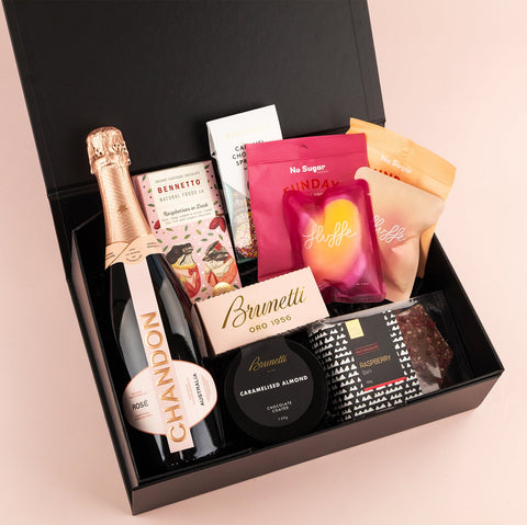 Pretty In Pink Hamper - GiftSec