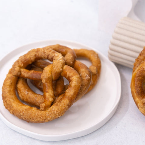 Large Salted Pretzel-CATERING IN MELBOURNE-FIG-iPantry-australia