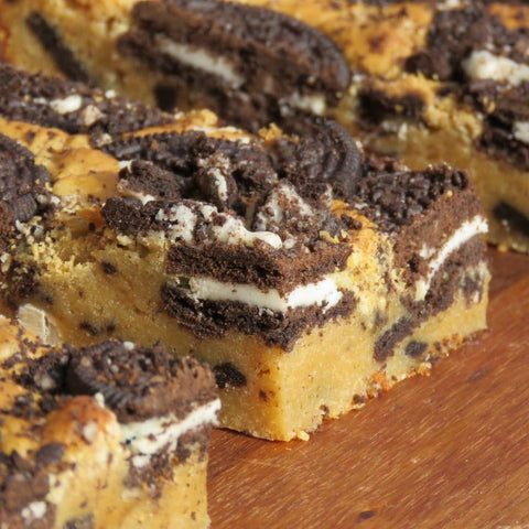 Oreo Blondie 2Pk-Indulgence-Manjot's Baking-iPantry-australia